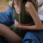 Menstruacja bez bólu: 12 sprawdzonych sposobów na ukojenie brzucha i lepsze samopoczucie